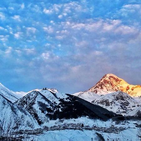 Riverside Kazbegi ภายนอก รูปภาพ