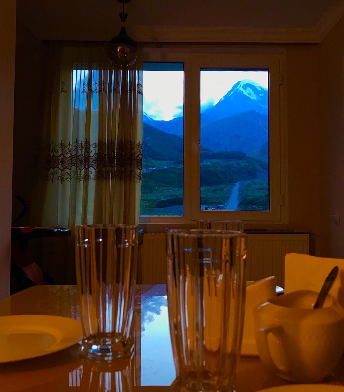Riverside Kazbegi ภายนอก รูปภาพ